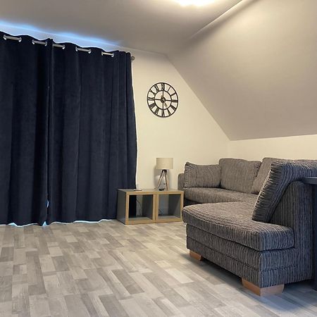 Lochside Loft - Self Catering Apartment For 2 In A Great Location For Inverness Airport And Both Cabot Highlands & Nairn Golf Courses Esterno foto